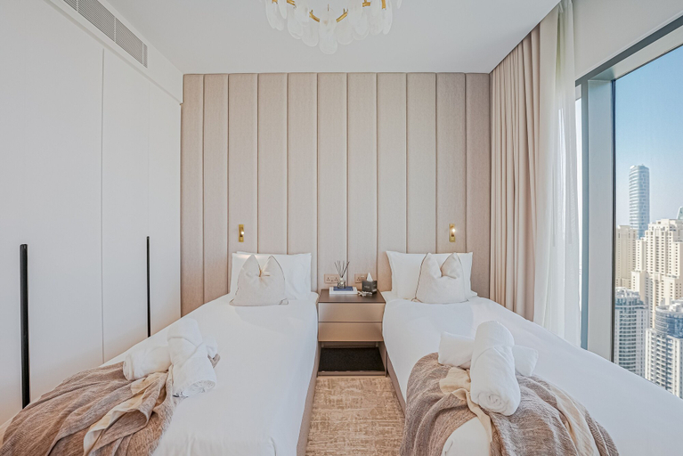 Room 4, NEW Luxe 3BR - Vida Marina - Great Views, Dubai