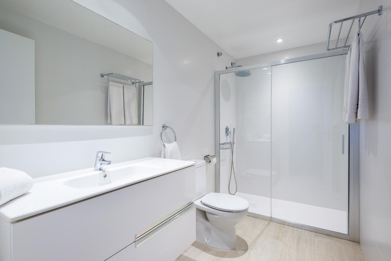 Bathroom 4, Hotel & Apartamentos Casablanca, Baleares