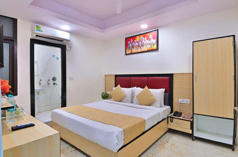 Others 4, Hotel Hari International, Gautam Buddha Nagar
