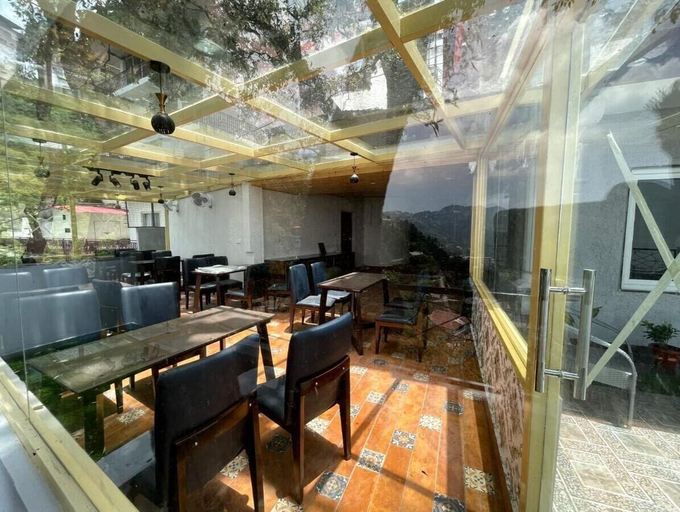 Food & Drinks 4, Hotel Nuri's Mountain Glow, Dehradun