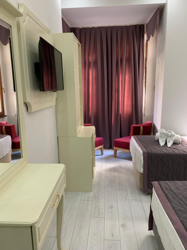 Bedroom 3, Taksim Diamond Hotel, Beyoğlu