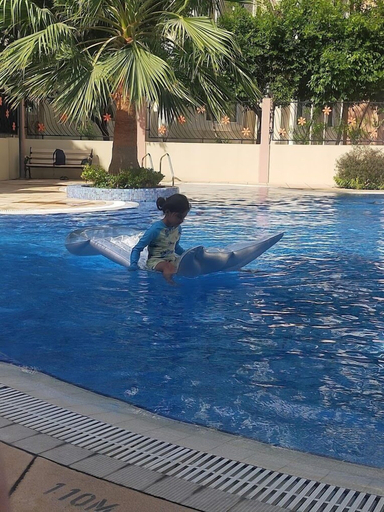 Sport & Beauty, Cosmos Living Discovery Gardens Sleeps 4, Dubai
