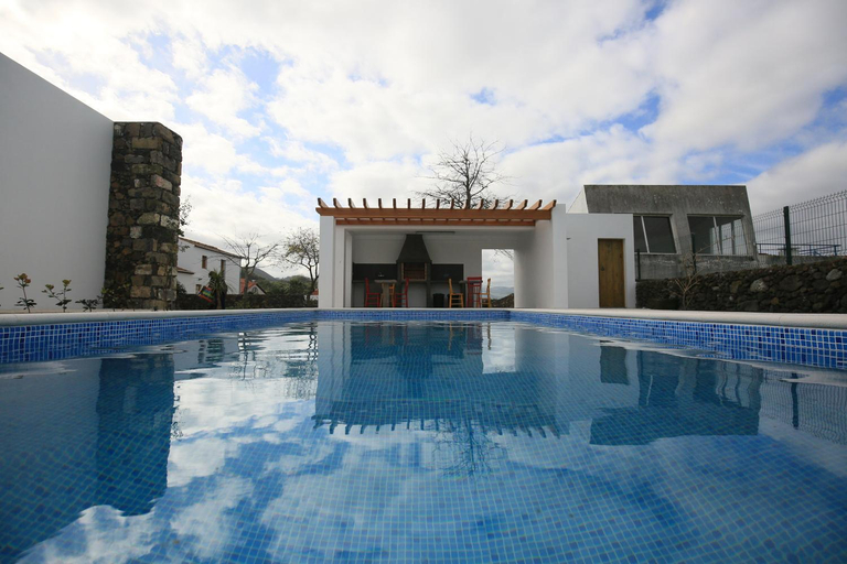 Others 4, Quinta das Giestas, Ribeira Grande