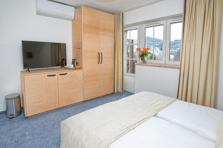 Bedroom 2, Beskid Ski Villa, Cieszyn