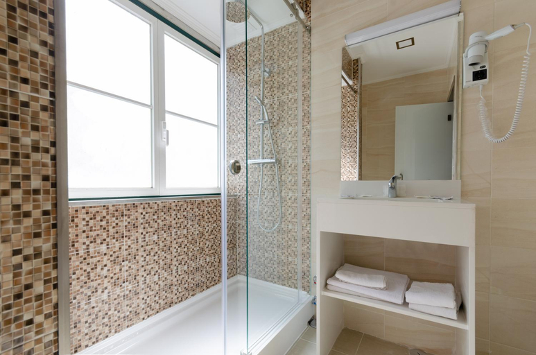 Bathroom 5, Hotel LX Rossio, Lisbon