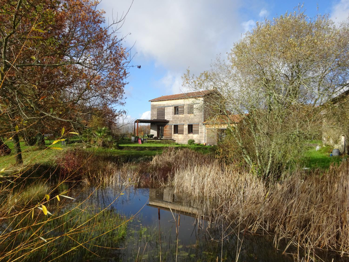 Others 4, Relais de La Brande, Charente