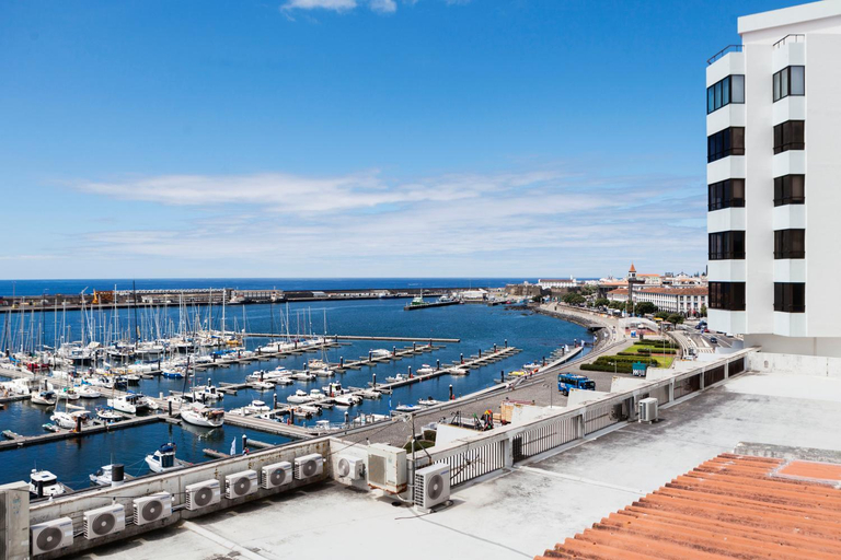 Others 3, Deluxe Marina Apartment, Ponta Delgada