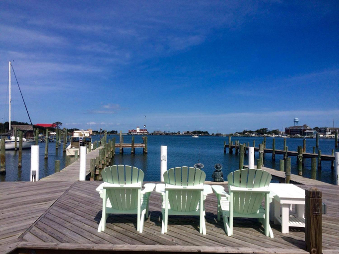Others 5, Ocracoke Harbor Inn, Hyde