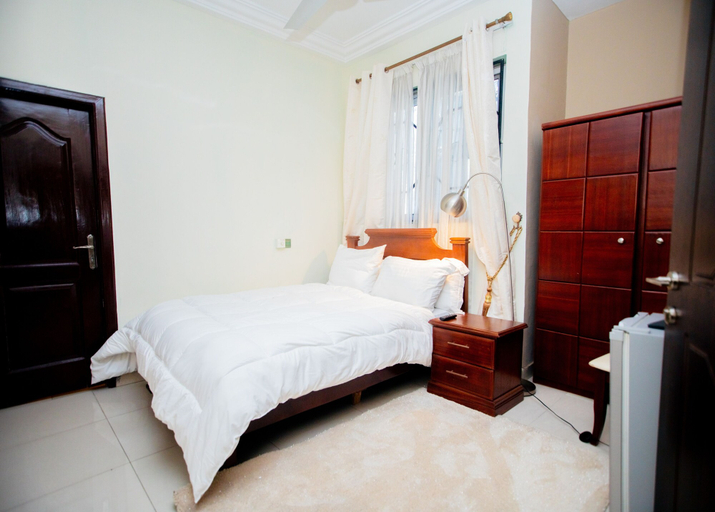 Bedroom 2, Aduk Guest House, Accra