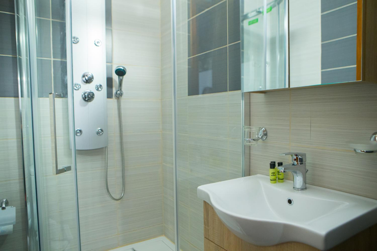 Bathroom 1, METOHI INN, Central Macedonia