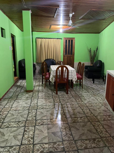 Shared lounge/TV area, Residencial Arcoiris, Iguazú