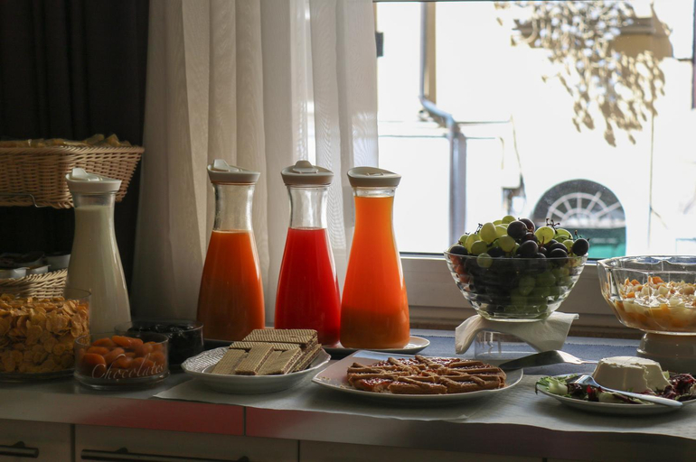 Food & Drinks 5, Rome Kings Suite, Rome