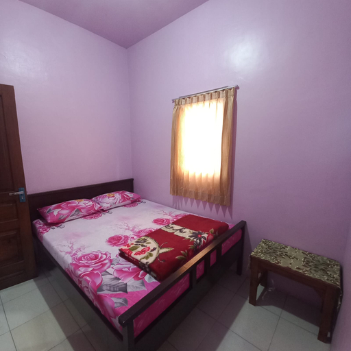 Bedroom 2, Family Homestay, Probolinggo