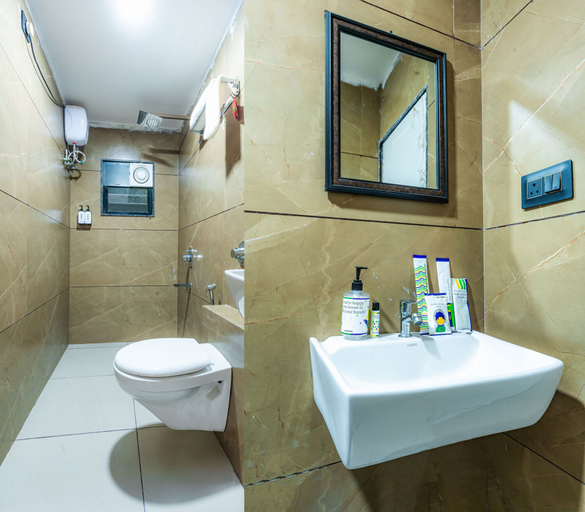 Bathroom 4, Treebo City Center, Nagpur