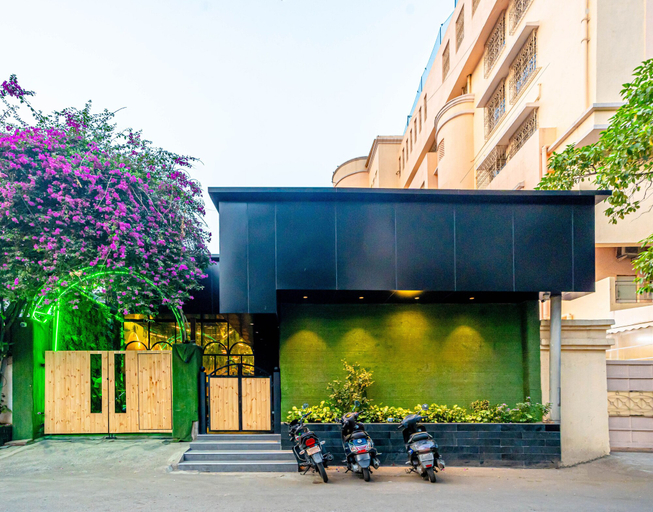 Exterior & Views 2, Treebo Express Inn, Mumbai Suburban
