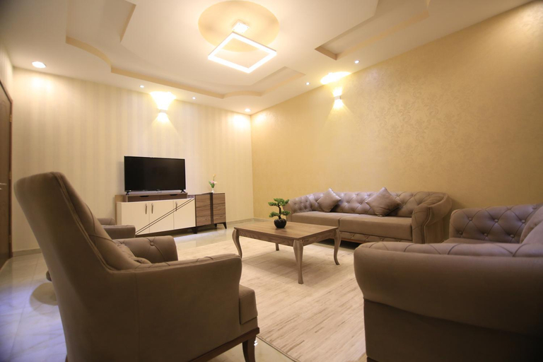 Others 5, Four Seasons Suites, Taif