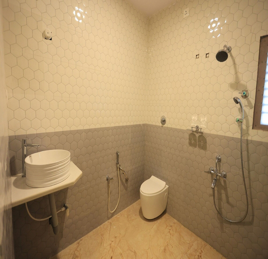 Bathroom 3, Kailasaa Residency, Tiruvannamalai