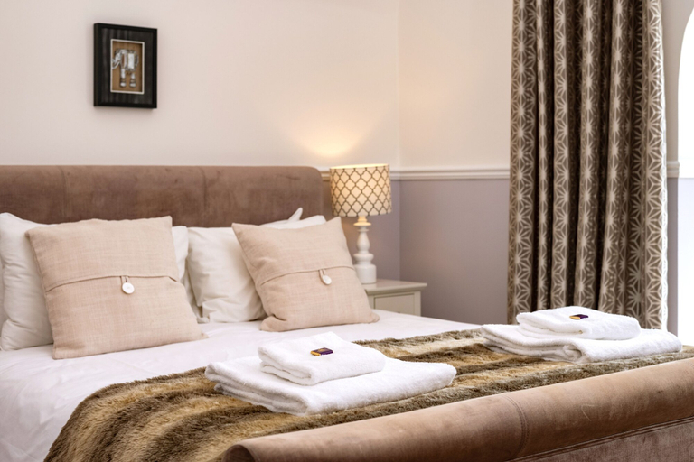 Bedroom 3, The Highland Club, Highland
