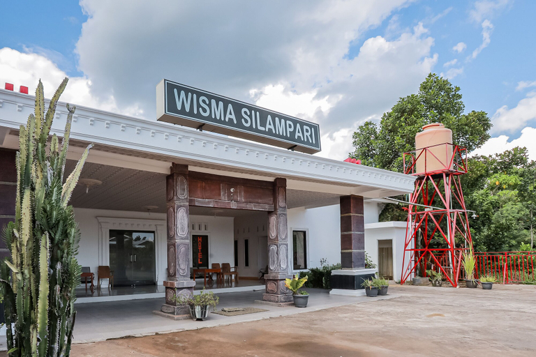 Exterior & Views 1, Hotel O Wisma Silampari, Lubuklinggau