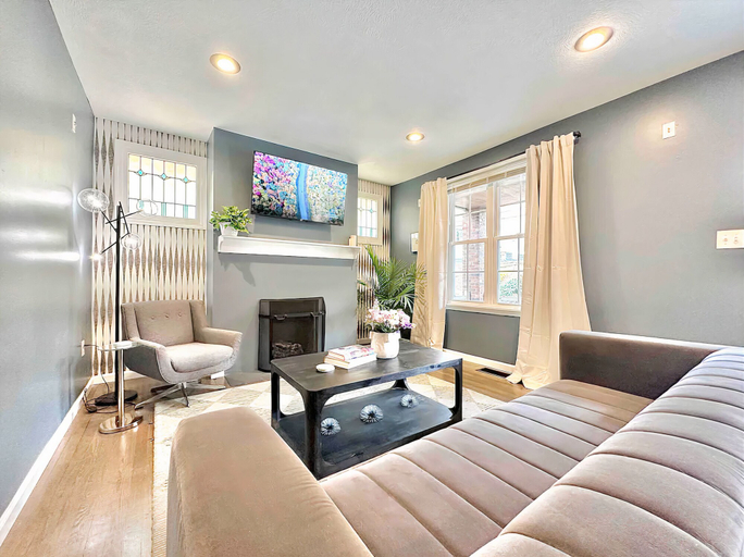Others 5, The Beverly at Mt. Lebanon by Luxe PGH, Allegheny