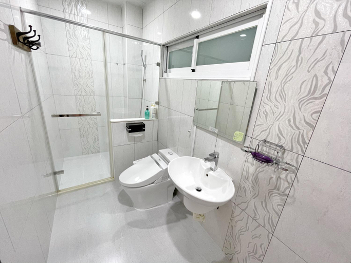 Bathroom, Yi-Shiou Home, Taitung