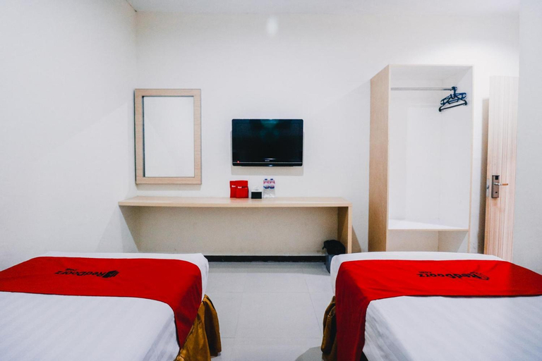 Bedroom 30