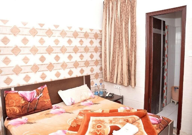 Bedroom 3, Asha Guest House, Amritsar