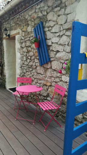 Others 2, Un nid pour la nuit, Chambres d’hotes, Lot
