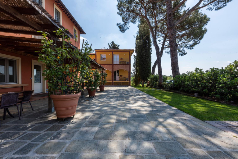Relais Corte Benedetto, Lucca
