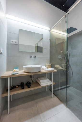 Bathroom 3, Fancy apartments by Prague Castle, Praha 6