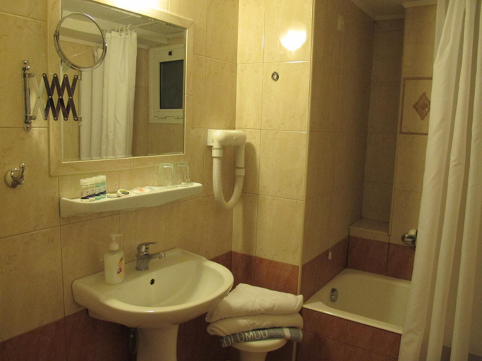 Bathroom 4, Hotel Solomou, Attica