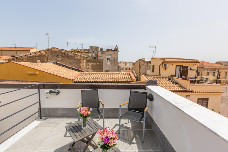 Others 5, Mosina Apartments, Palermo