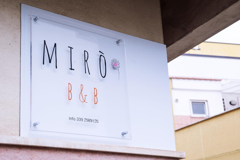 Others 2, Miro B&B, Bari