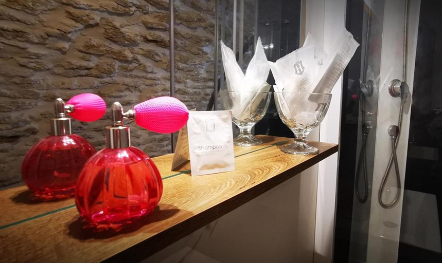 Others 2, Chambre d hote de charme avec plein d authenticite du 13 eme siecle, Vaucluse
