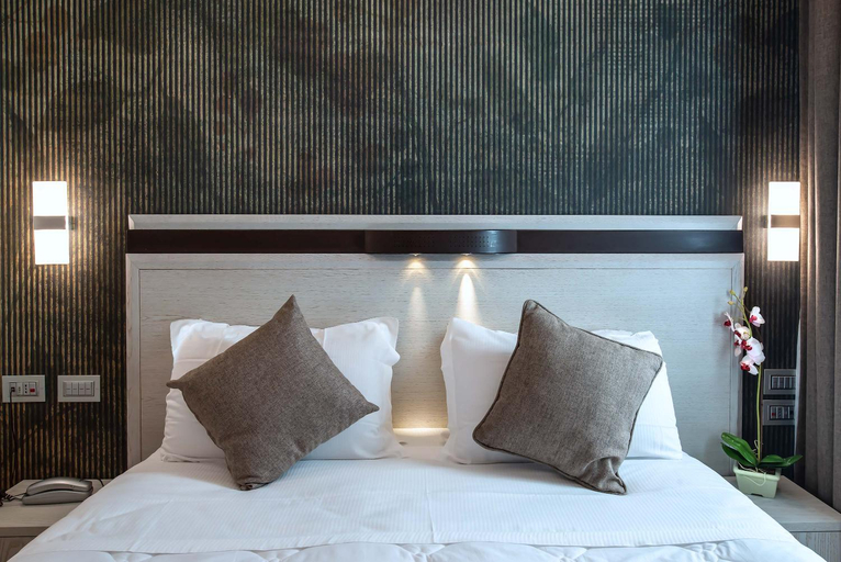 Bedroom 2, Hotel Memphis, Rome