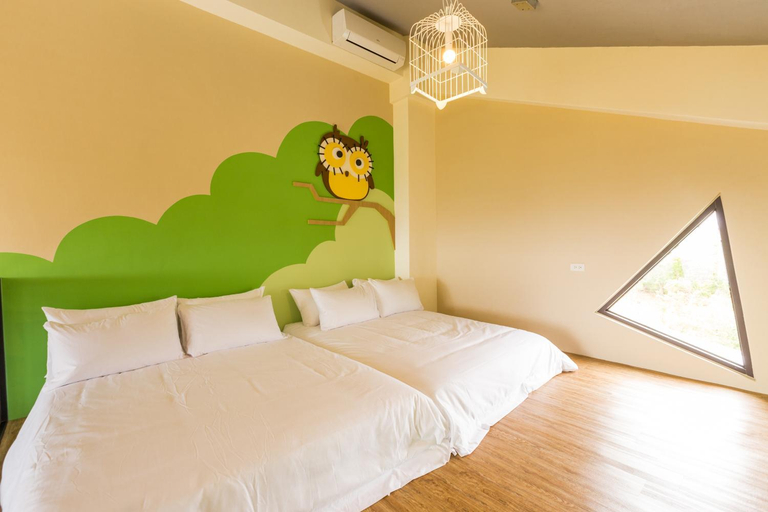 Bedroom 2, Peekaboo, Pingtung