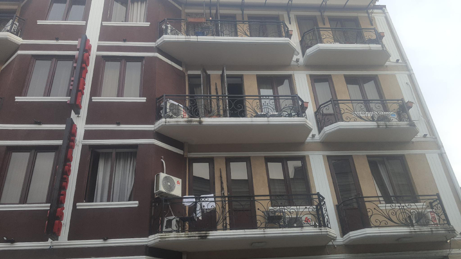 Others 4, Goldenfish hotel, Batumi