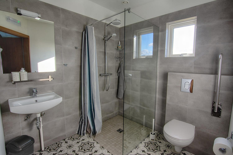 Bathroom 2, Loa's Nest, Holta- og Landasveit