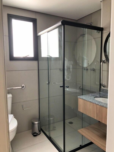 Bathroom 4, Charlie Nik Pinheiros, São Paulo