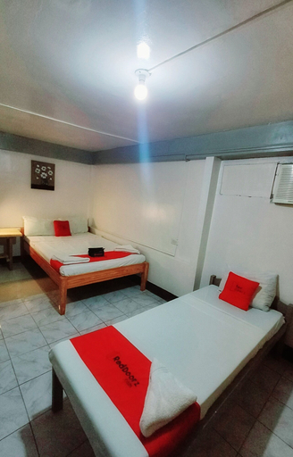 Room 3, San Juanico Travellers Inn - RedDoorz, Tacloban City