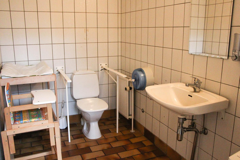 Bathroom 4, Krebshuset & Kelz0rdk, Sorø