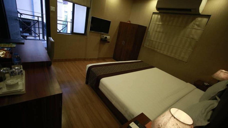 Bedroom 4, Hotel Comfotel, Kolkata