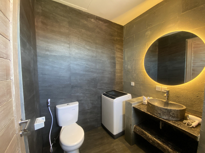 Bathroom 5, Ethnic Studio Apartment Ubud, Gianyar