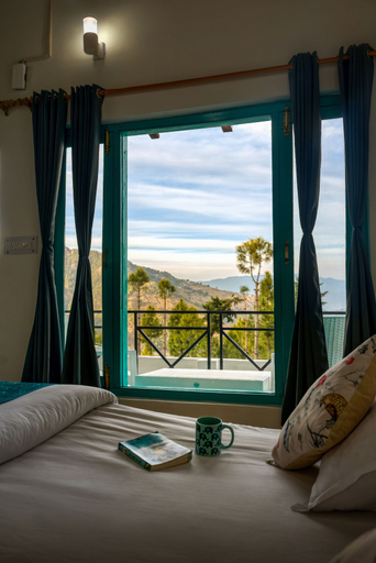 Bedroom 2, TRH Ekuketh, Almora