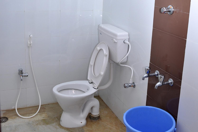 Others 4, Arunaachalaa Inn, Dindigul
