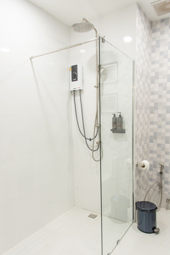Bathroom 3, Bania Boutique House, Takua Pa