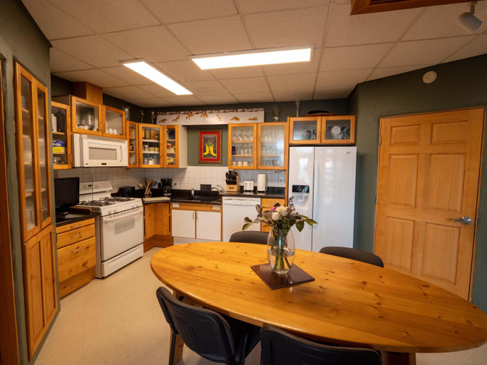 Others 4, Good Karma Inn, Kenai Peninsula