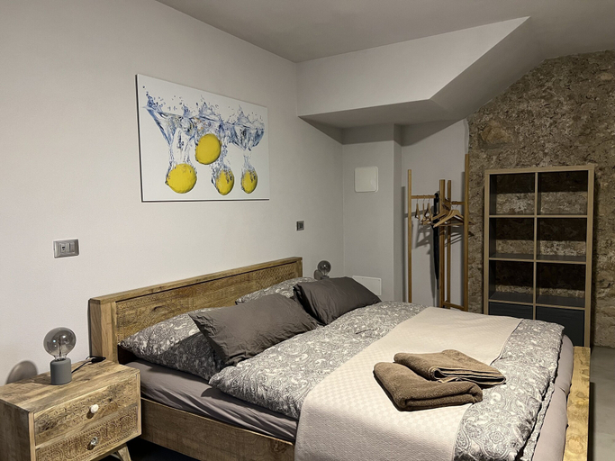 Bedroom 2, Villa del Lis, Brescia
