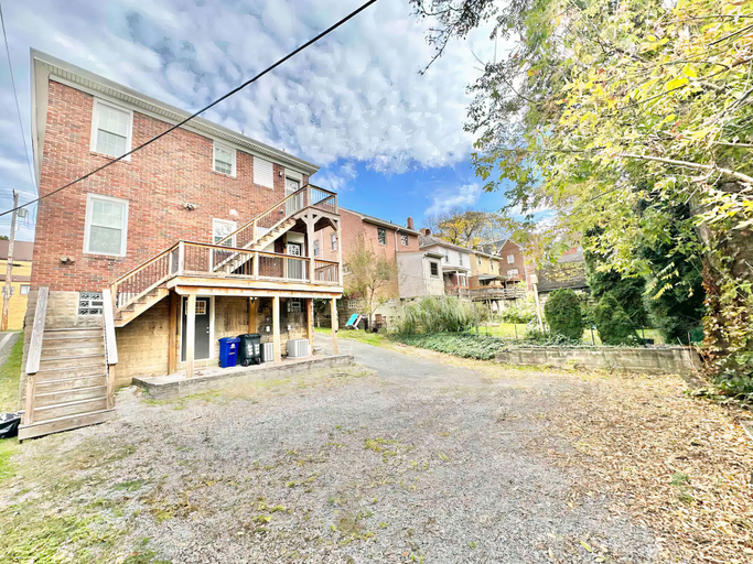 Exterior & Views 2, The Beverly at Mt. Lebanon by Luxe PGH, Allegheny