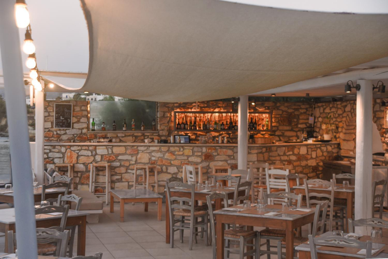 Food & Drinks 4, Paros Bay, South Aegean